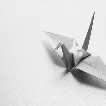 【子どもとハロウィン】簡単な折り紙や切り絵の作り方まとめ12選【英訳付き】 image 0