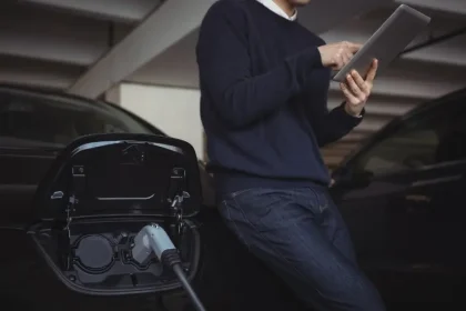 do the driving modes in cadillac lyriq offer different ranges or battery usages